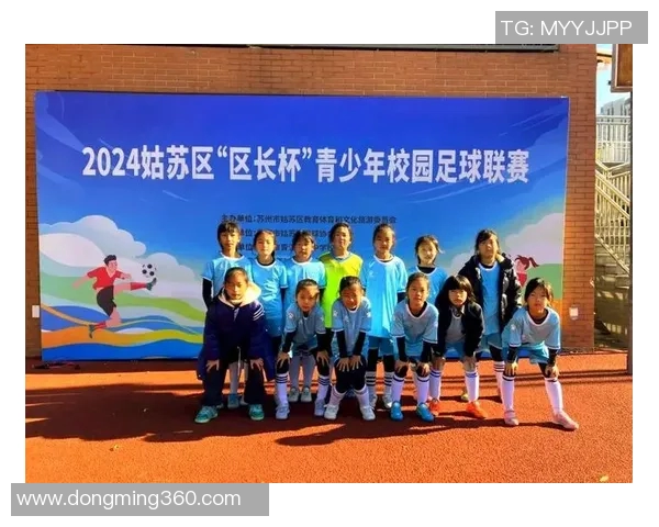 带兰的足球明星们如何在绿茵场上绽放光彩与魅力 带兰的足球明星们如何在绿茵场上绽放光彩与魅力