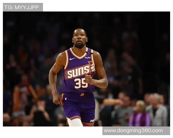 杜兰特对足球明星的热爱与追随背后的故事与启示