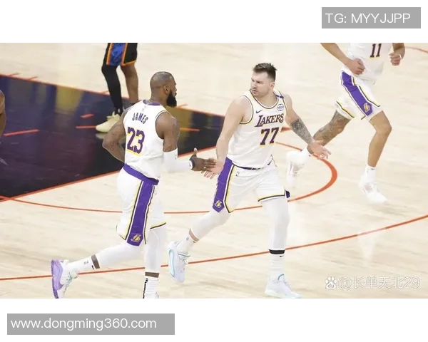 NBA直播火箭对湖人精彩对决全场回顾与分析尽在此刻 NBA直播火箭对湖人精彩对决全场回顾与分析尽在此刻