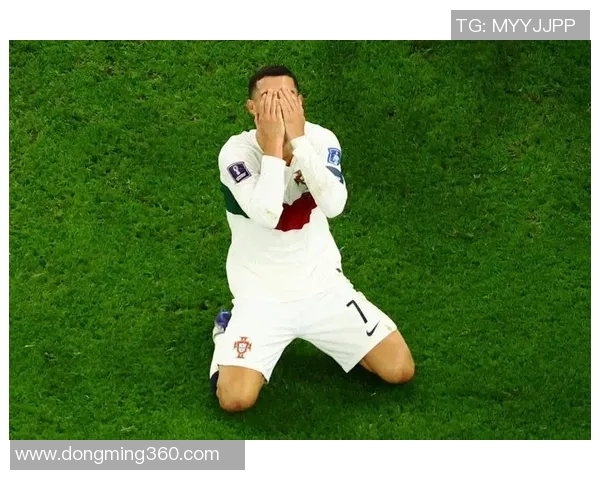 足球明星经典手势瞬间展现激情与风采的精彩图片合集 足球明星经典手势瞬间展现激情与风采的精彩图片合集