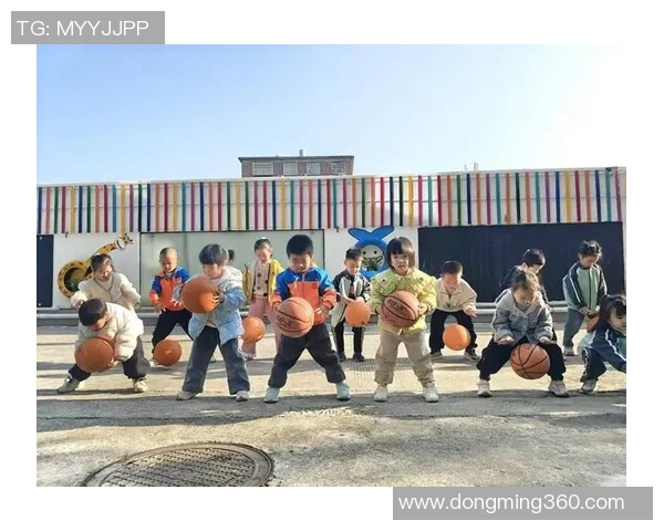 篮球明星们童年时光的奋斗与梦想成长之路揭秘